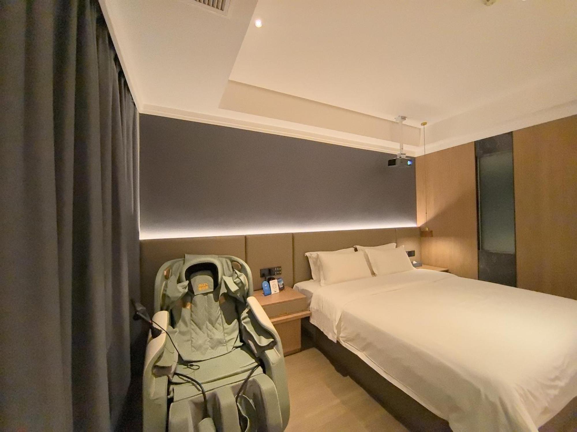 Luyue Hotel Movie Hotel Huaqiangbei Convention And Exhibition Center Branch Shenzhen Buitenkant foto