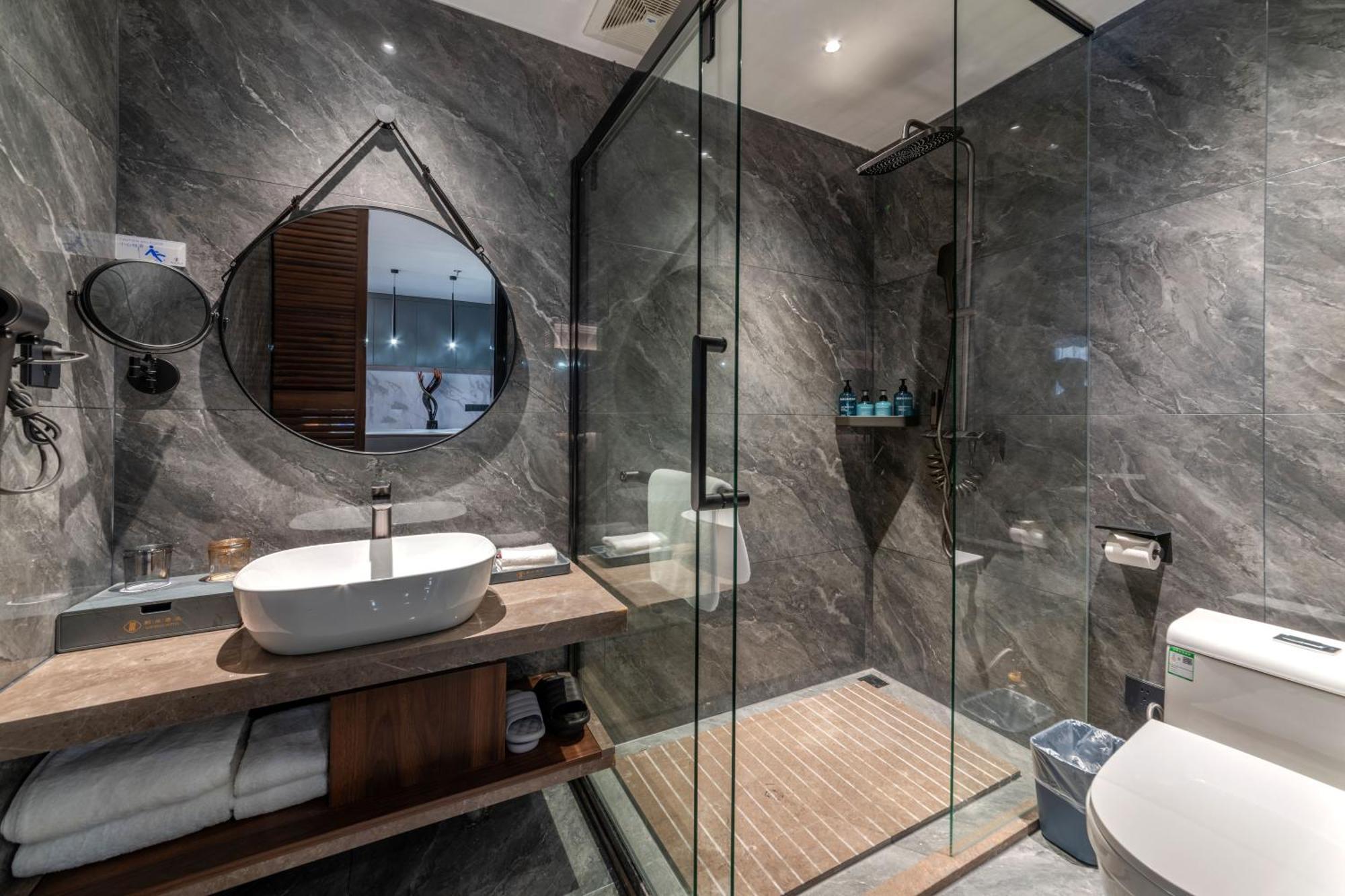 Luyue Hotel Movie Hotel Huaqiangbei Convention And Exhibition Center Branch Shenzhen Buitenkant foto