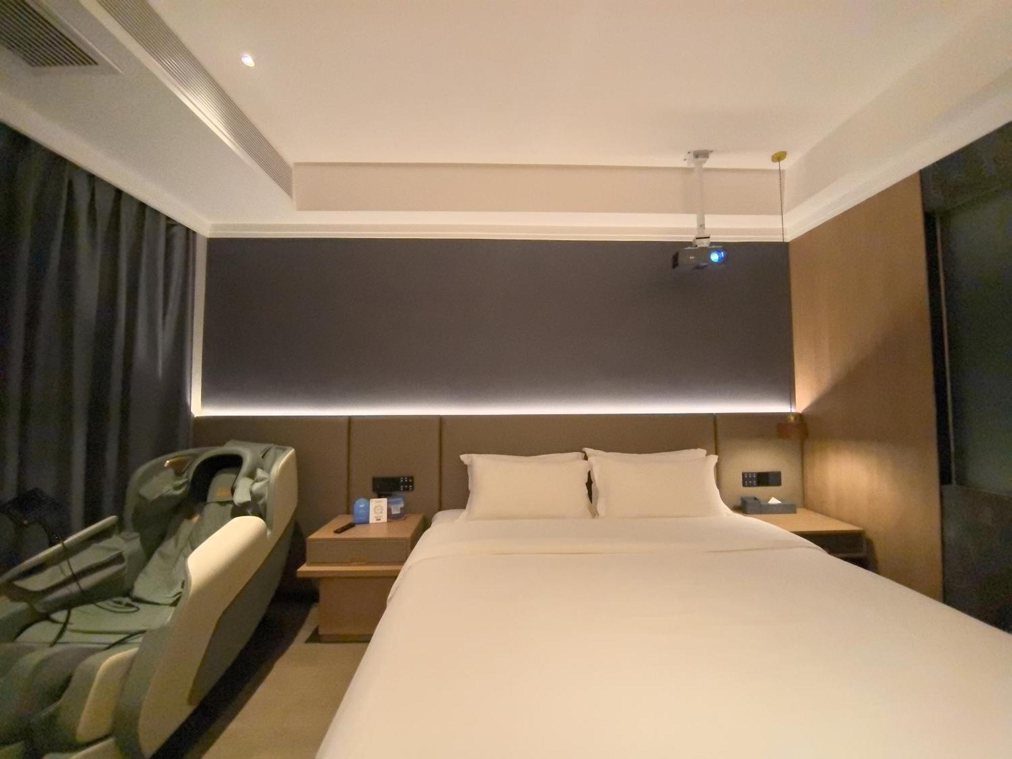 Luyue Hotel Movie Hotel Huaqiangbei Convention And Exhibition Center Branch Shenzhen Buitenkant foto