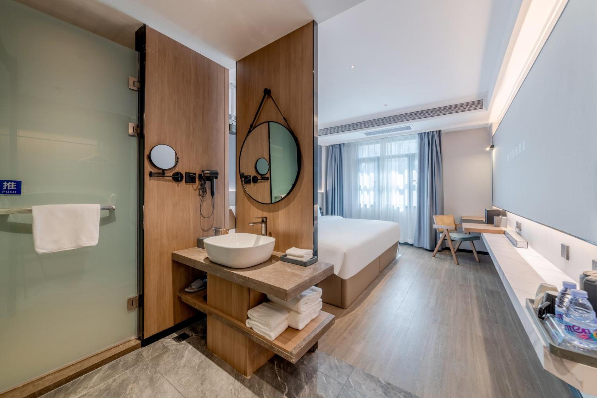 Luyue Hotel Movie Hotel Huaqiangbei Convention And Exhibition Center Branch Shenzhen Buitenkant foto
